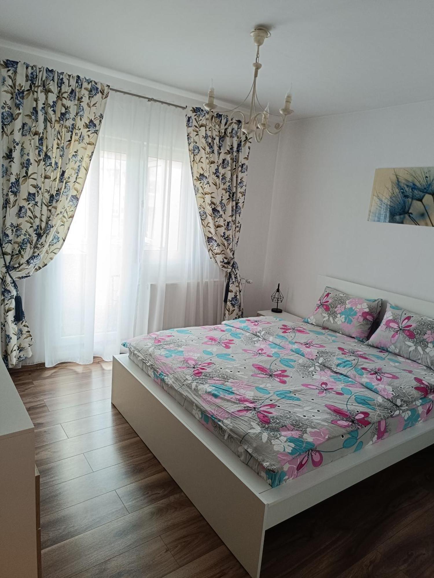 Apartament Atena Petroşani 외부 사진